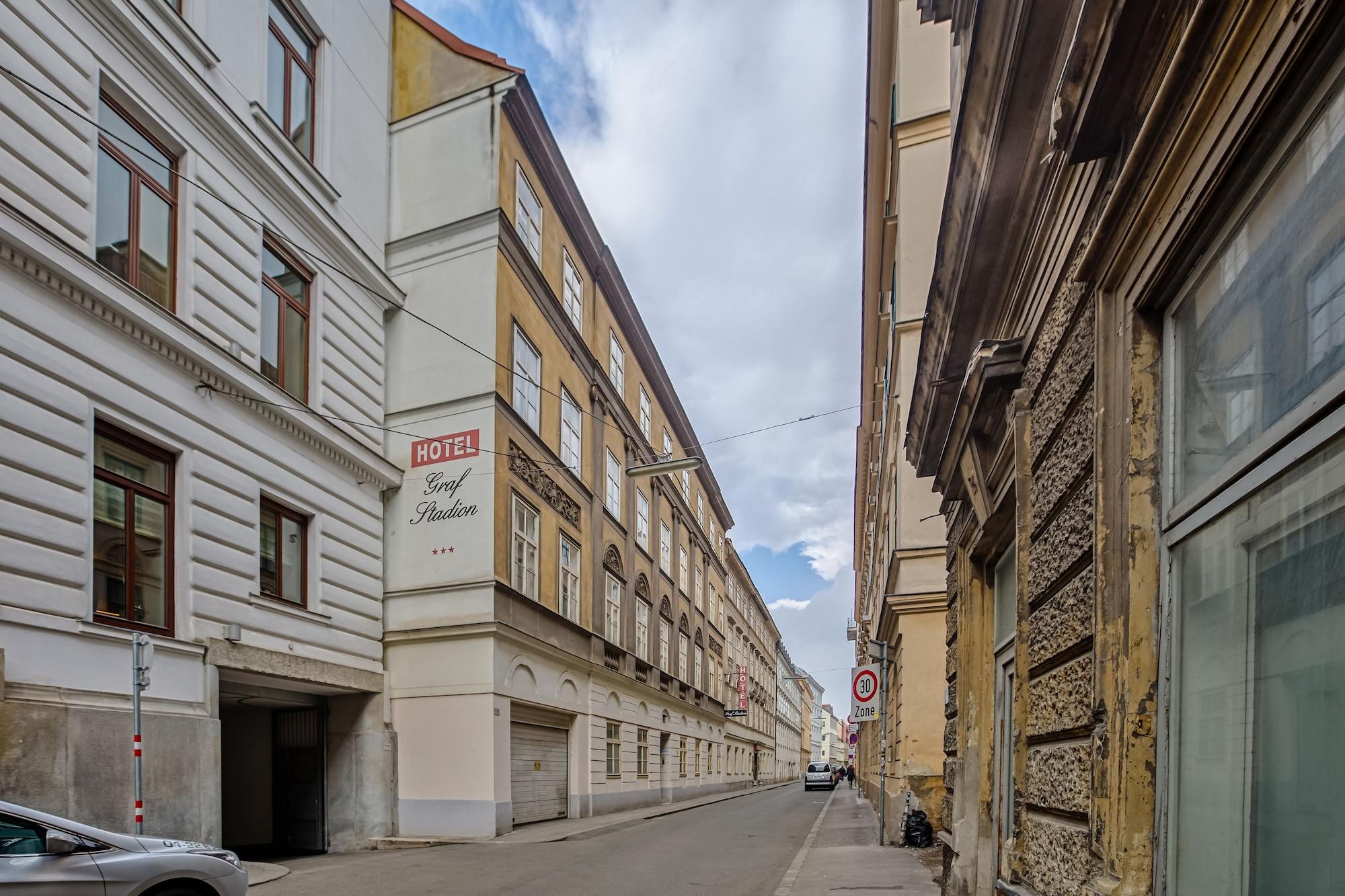 Hotel Graf Stadion Vienna Exterior photo